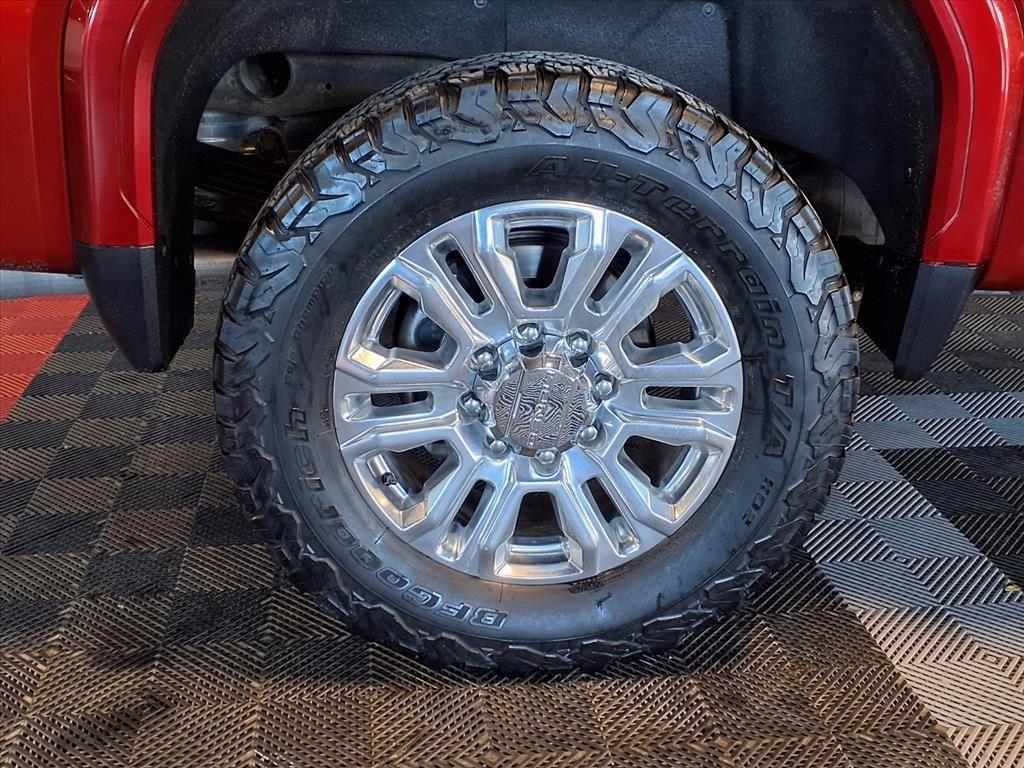 GMC Sierra 2500HD 4WD Crew Cab 159" Denali 2022