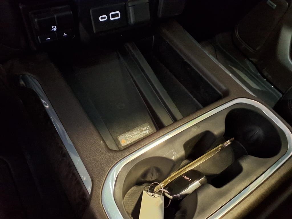 GMC Sierra 2500HD 4WD Crew Cab 159" Denali 2022