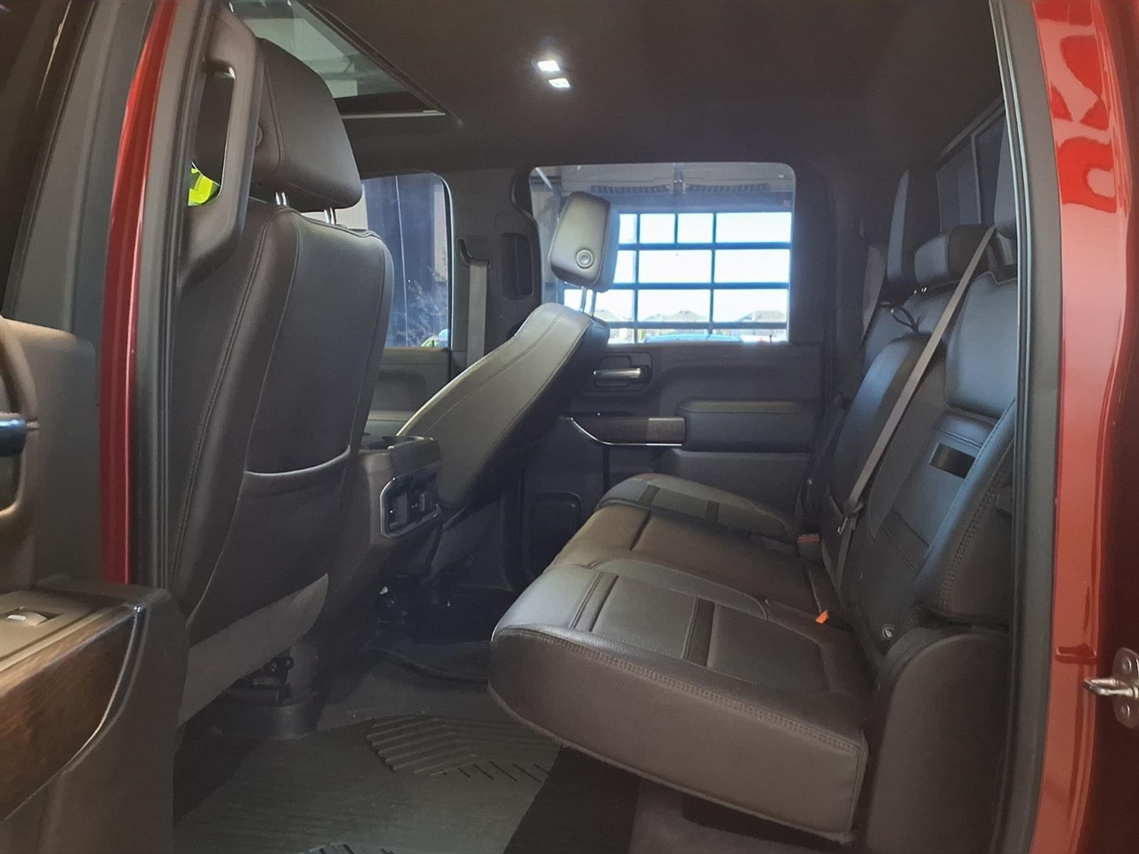 GMC Sierra 2500HD 4WD Crew Cab 159" Denali 2022