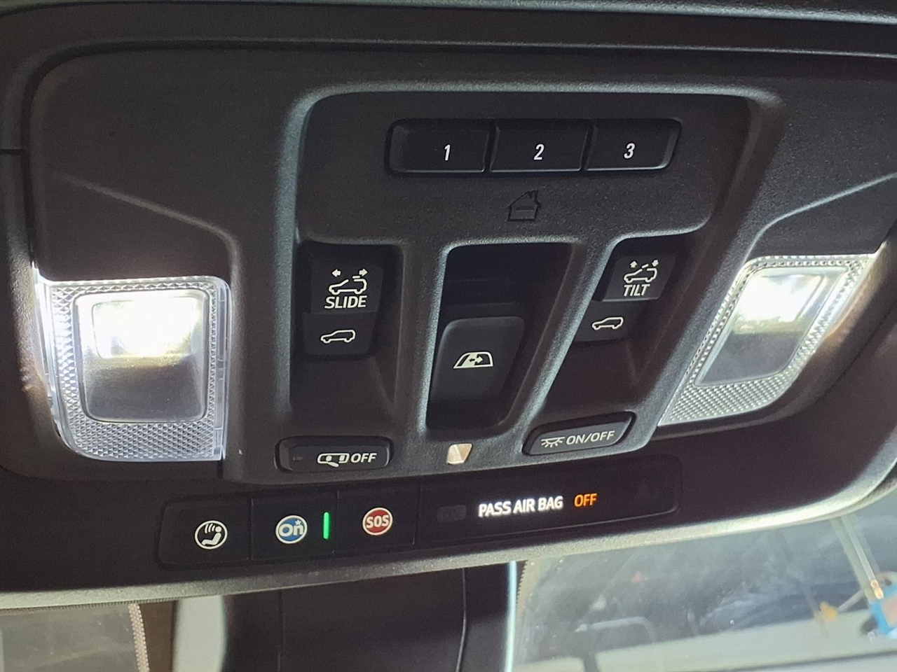 GMC Sierra 2500HD 4WD Crew Cab 159" Denali 2022