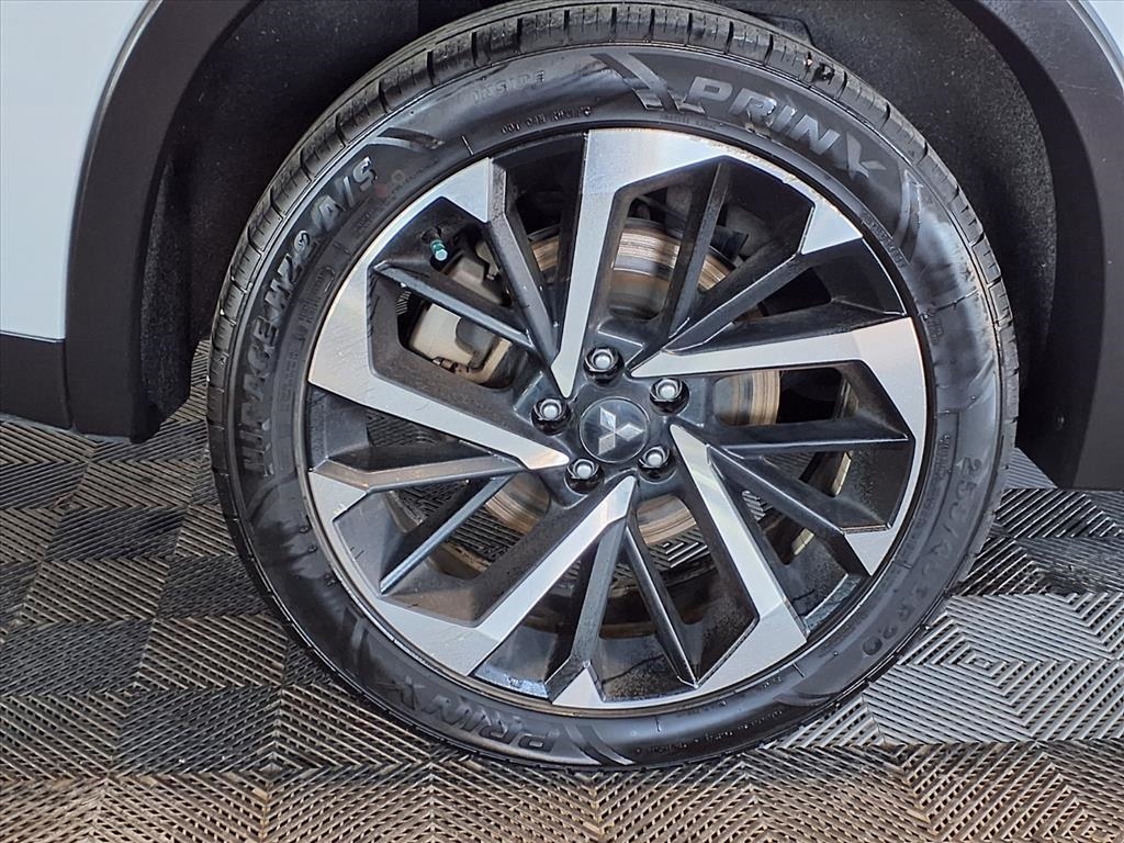 Mitsubishi Outlander SE Launch Edition S-AWC 2022