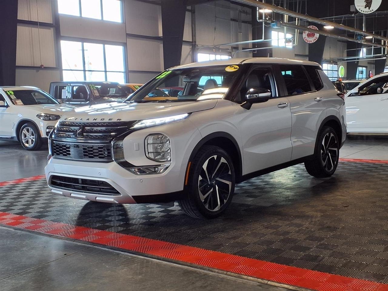 Mitsubishi Outlander SE Launch Edition S-AWC 2022