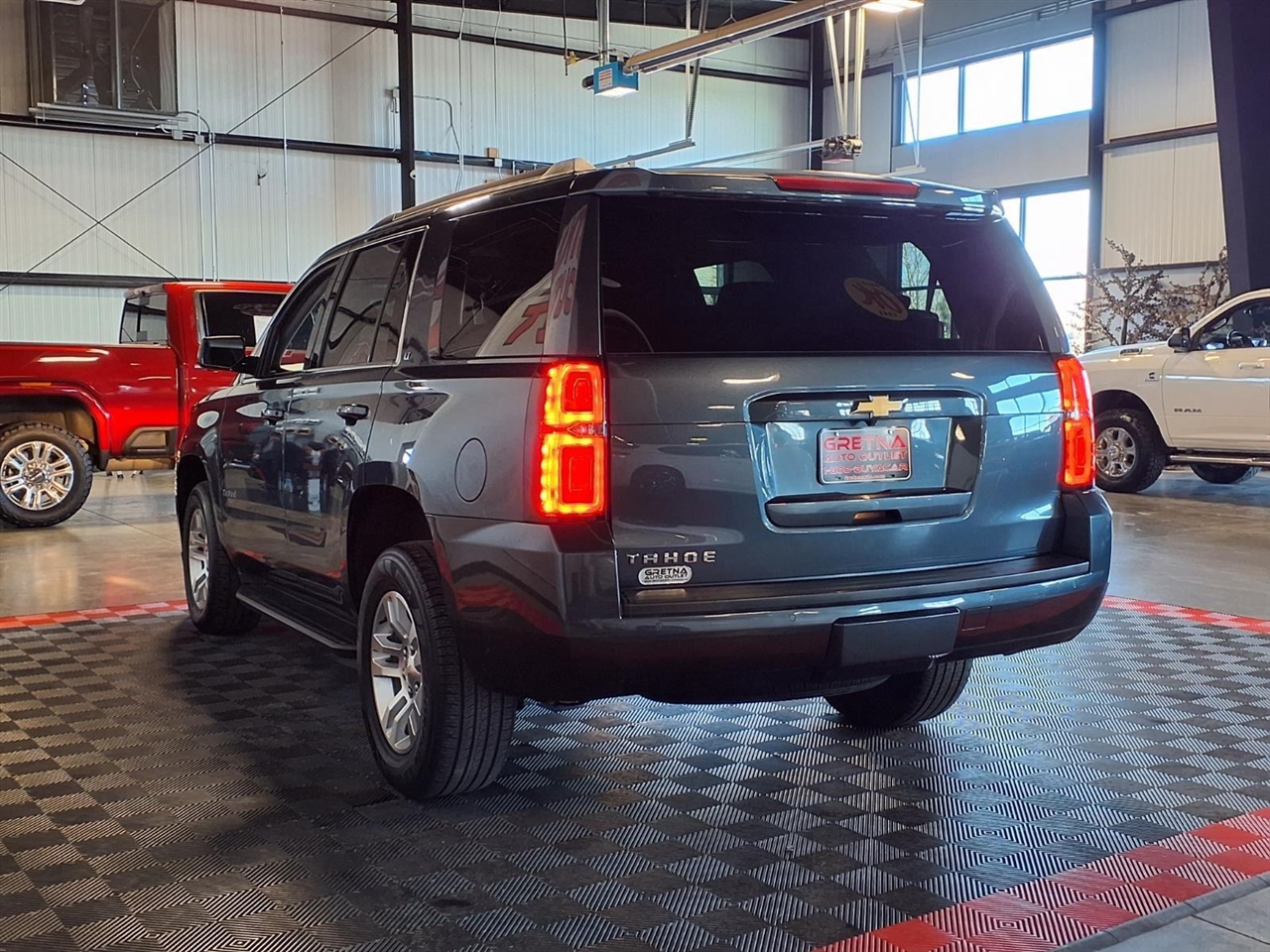 Chevrolet Tahoe 4WD 4dr LT 2020