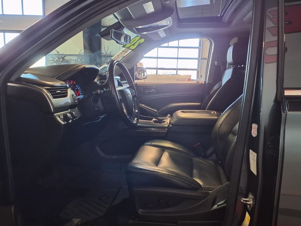 Chevrolet Tahoe 4WD 4dr LT 2020