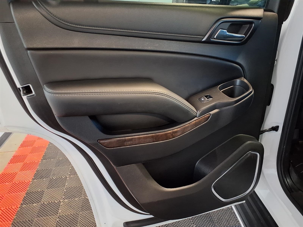 Chevrolet Tahoe 4WD 4dr LT 2017