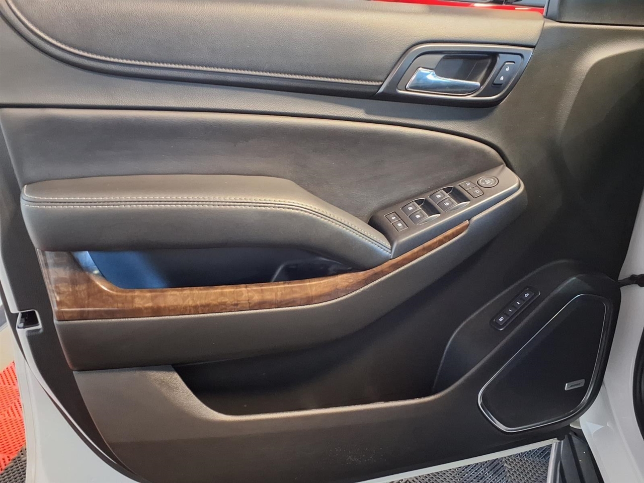 Chevrolet Tahoe 4WD 4dr LT 2017