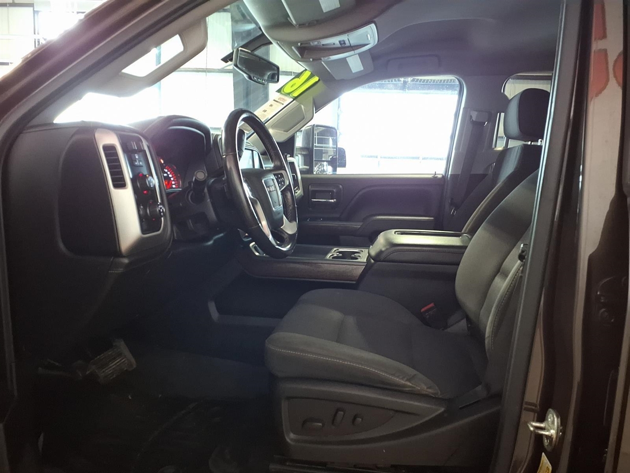 GMC Sierra 2500HD 4WD Crew Cab 153.7" SLE 2016