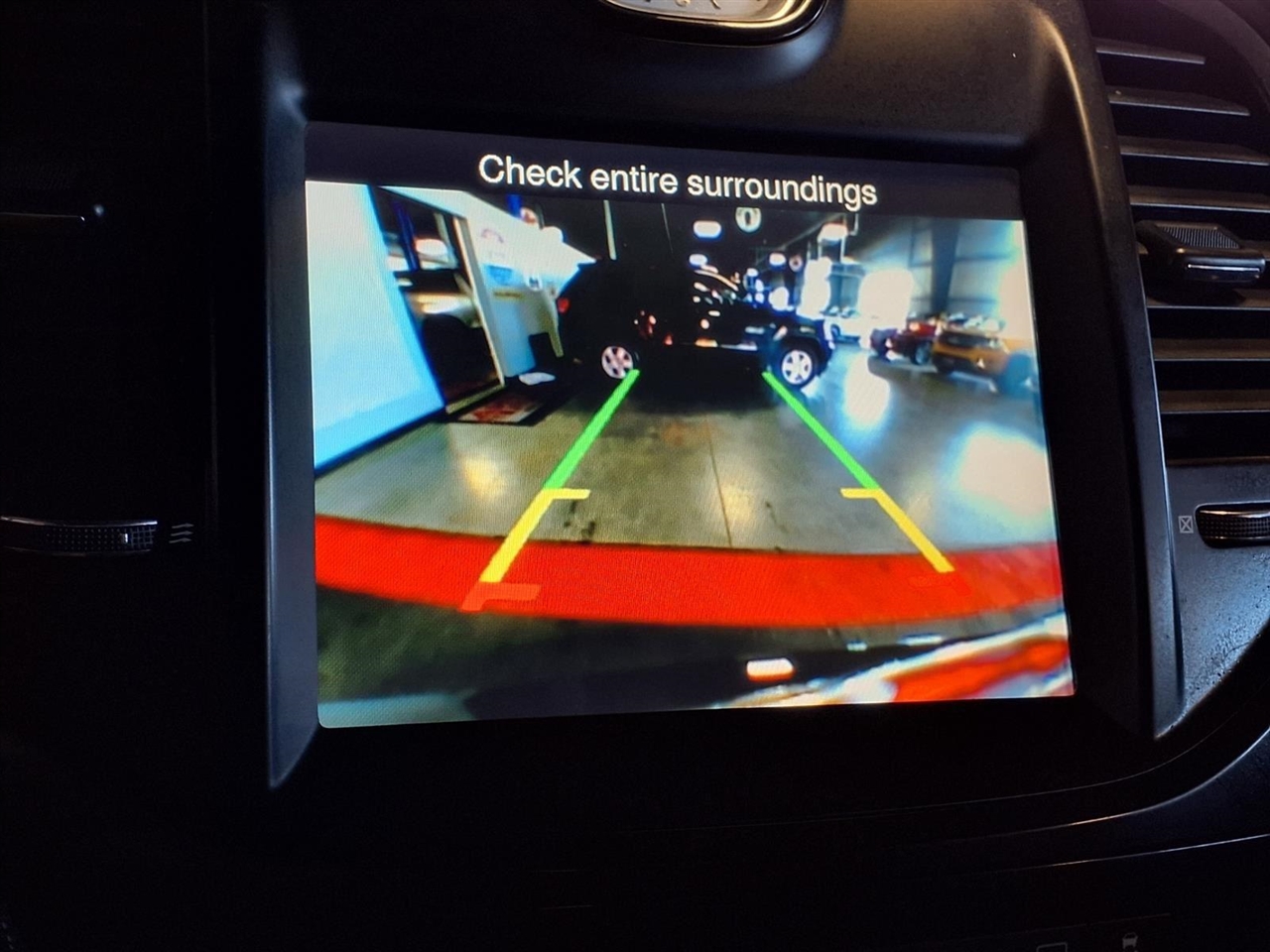 Chrysler 300 4dr Sdn 300S RWD 2013