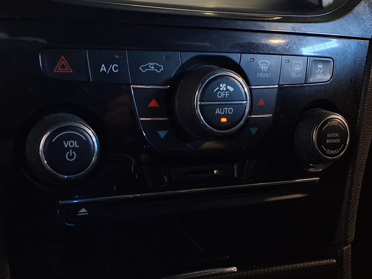 Chrysler 300 4dr Sdn 300S RWD 2013