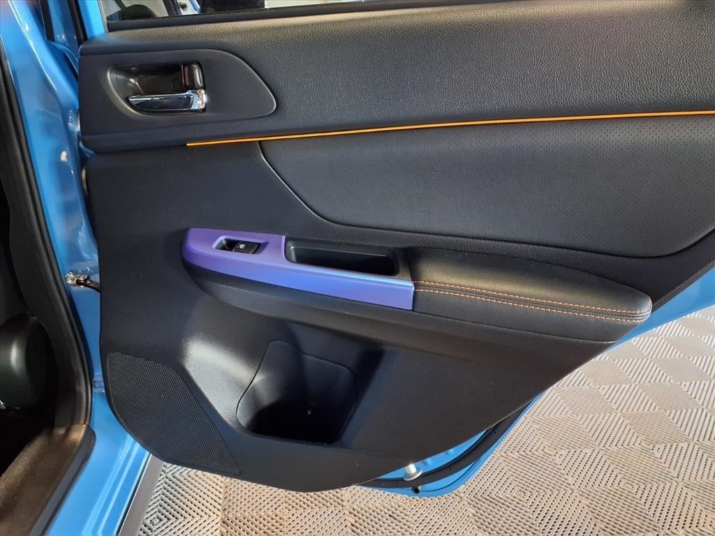 Subaru Crosstrek 5dr CVT 2.0i Limited 2016