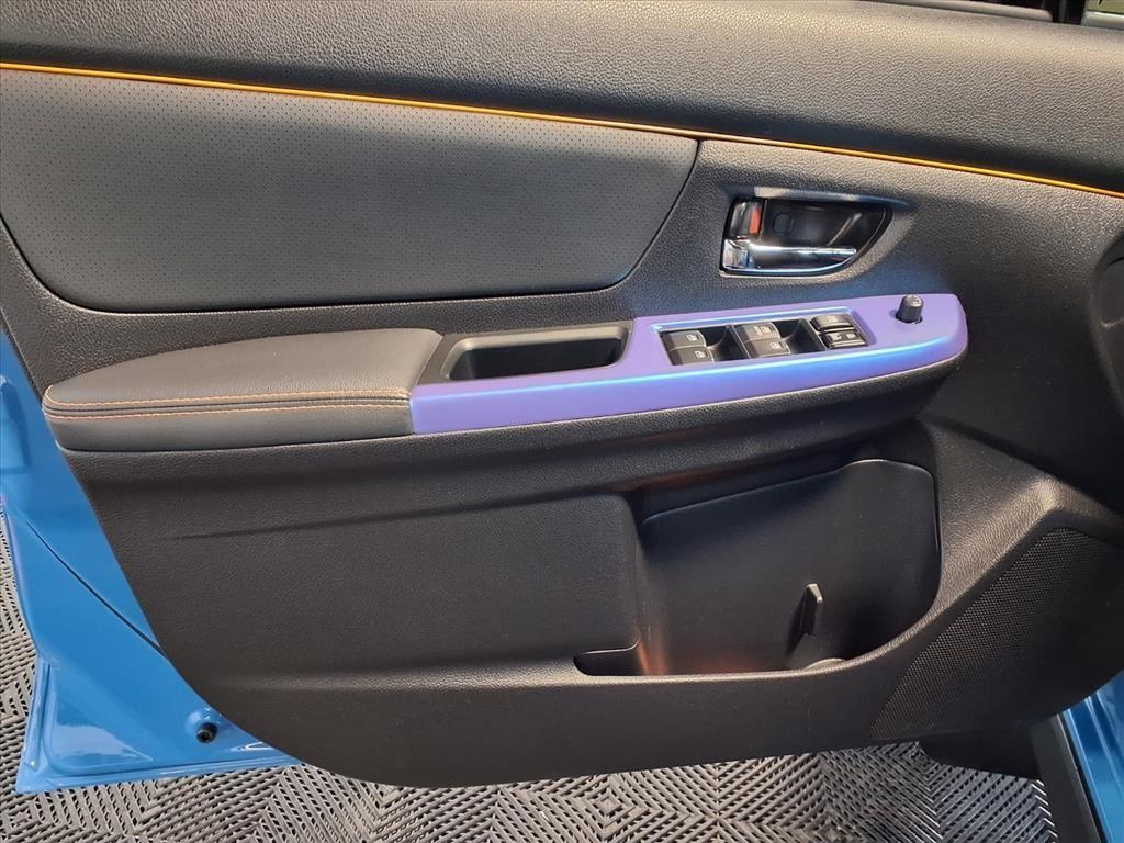 Subaru Crosstrek 5dr CVT 2.0i Limited 2016