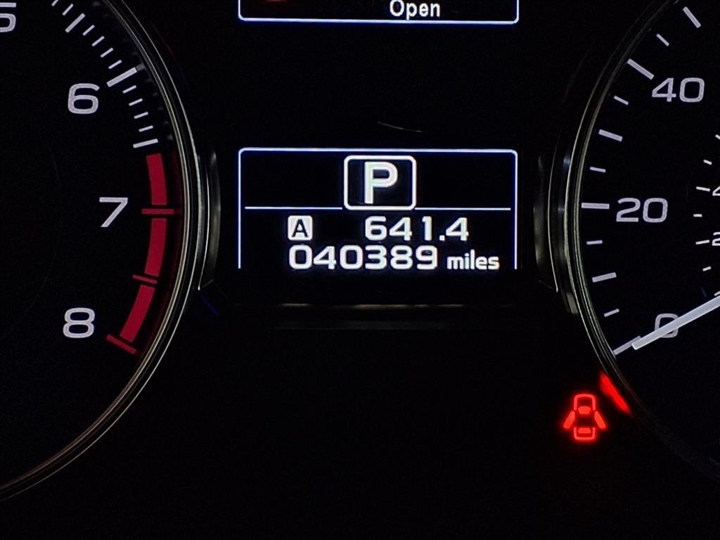 Subaru Crosstrek 5dr CVT 2.0i Limited 2016