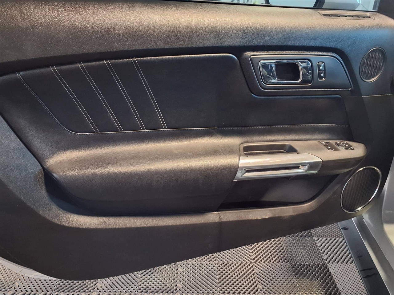 Ford Mustang 2dr Fastback EcoBoost 2016