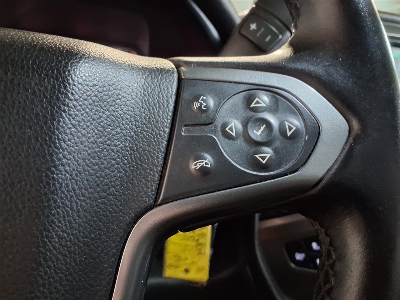 Chevrolet Silverado 2500HD 4WD Crew Cab 153.7" LTZ 2015