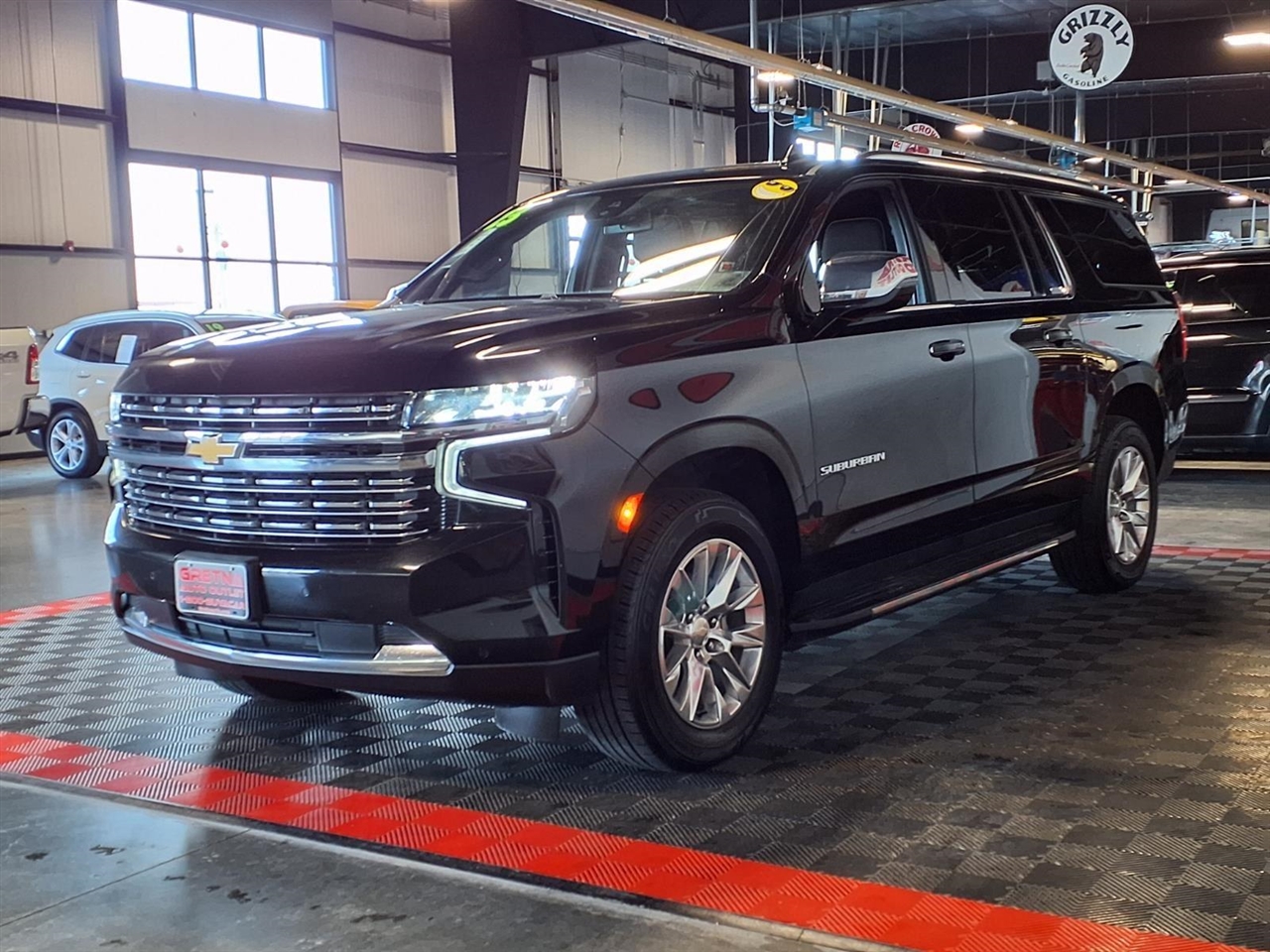 Chevrolet Suburban 4WD 4dr Premier 2023