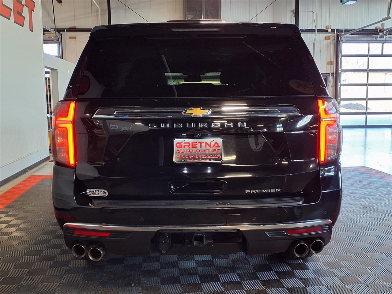 Chevrolet Suburban 4WD 4dr Premier 2023