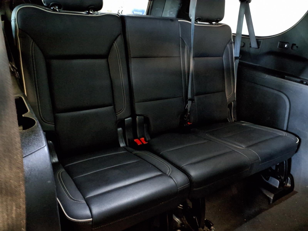 Chevrolet Suburban 4WD 4dr Premier 2023