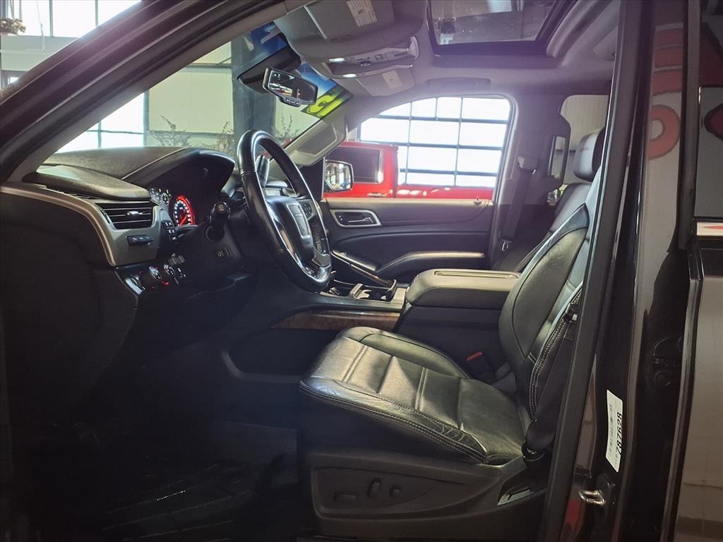 GMC Yukon 4WD 4dr Denali 2015