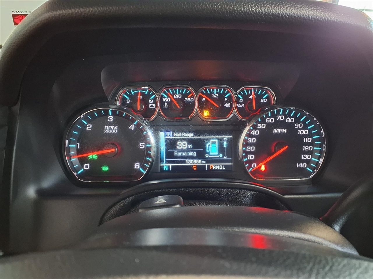 Chevrolet Suburban 4WD 4dr 1500 LT 2017