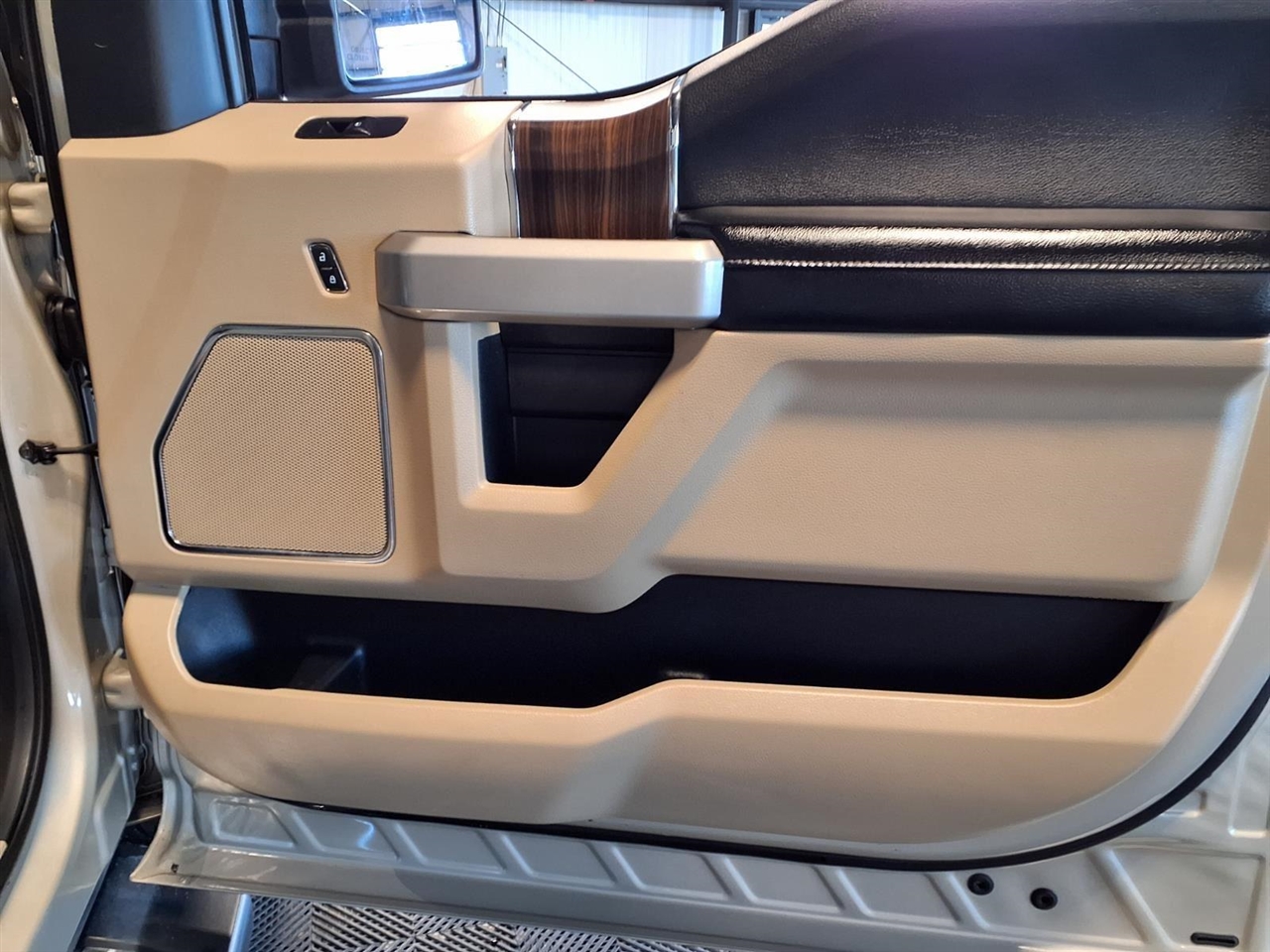 Ford F-150 Lariat 2017