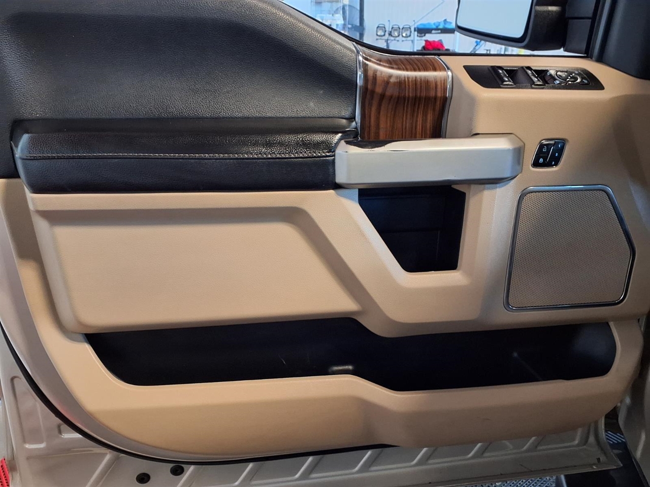 Ford F-150 Lariat 2017