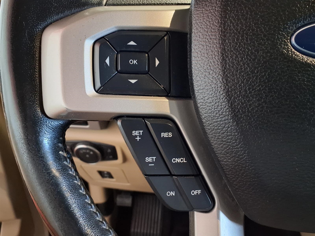 Ford F-150 Lariat 2017