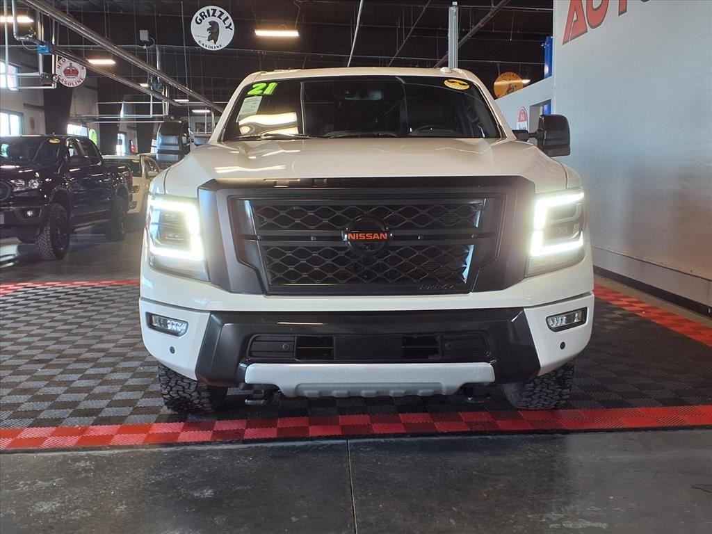 Nissan Titan XD 4x4 Crew Cab PRO-4X 2021