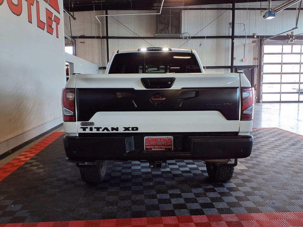 Nissan Titan XD 4x4 Crew Cab PRO-4X 2021