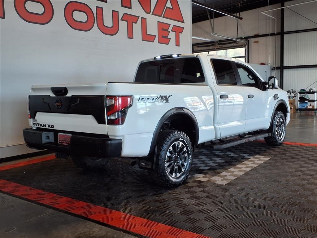 Nissan Titan XD 4x4 Crew Cab PRO-4X 2021