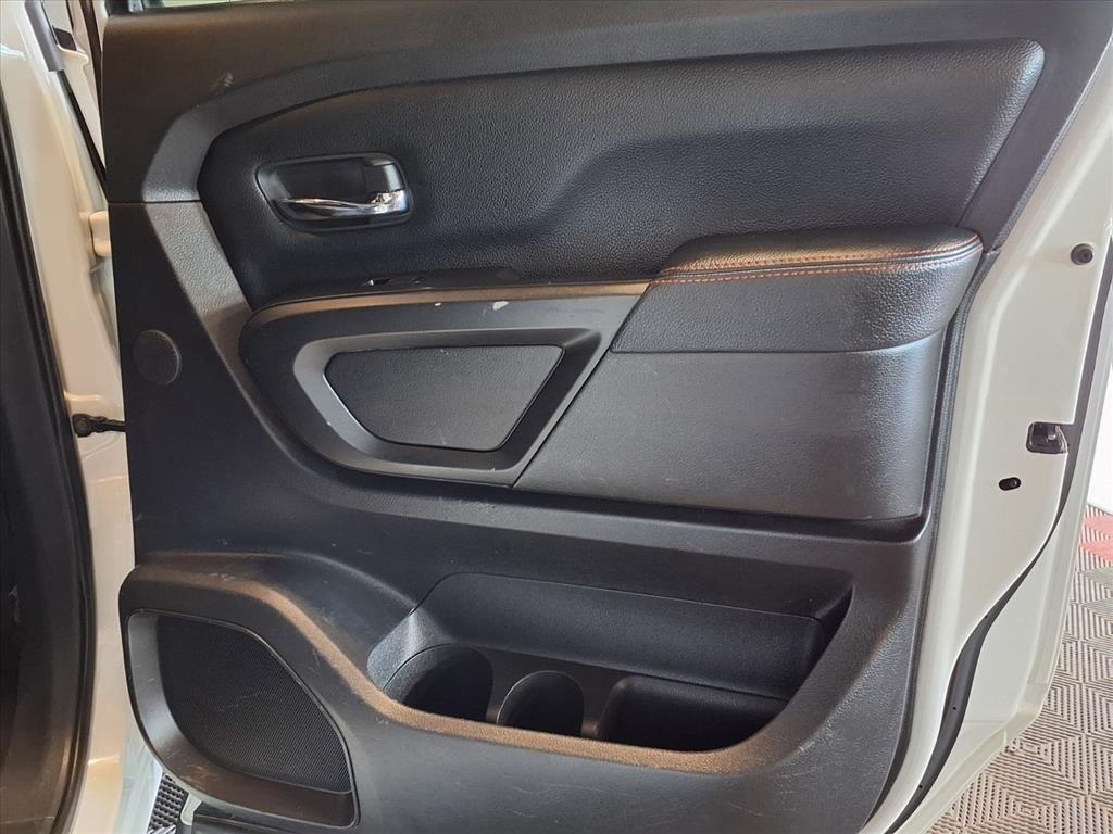 Nissan Titan XD 4x4 Crew Cab PRO-4X 2021