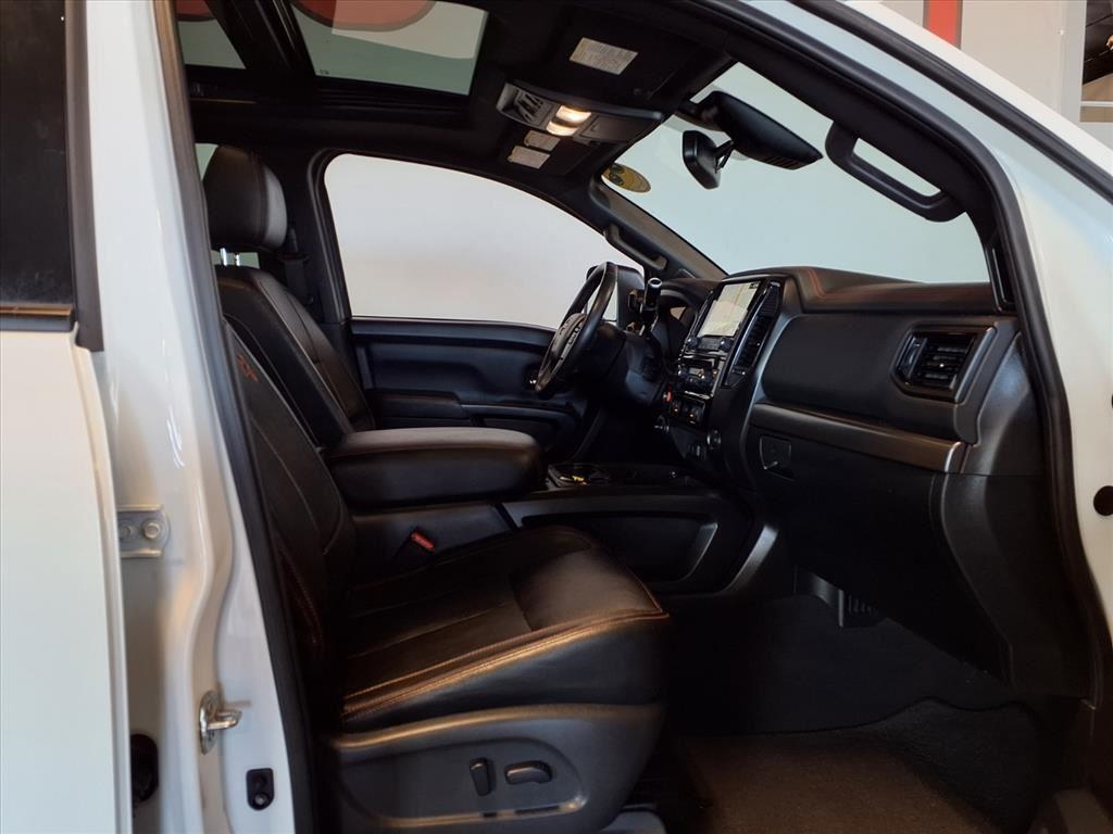 Nissan Titan XD 4x4 Crew Cab PRO-4X 2021