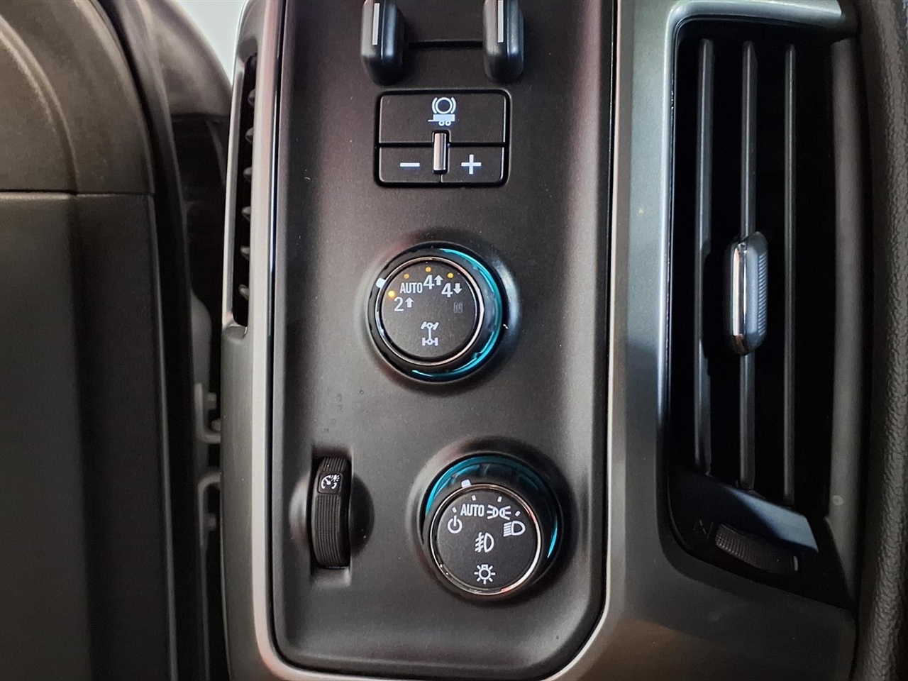 Chevrolet Silverado 1500 LD 4WD Double Cab LT w/1LT 2019