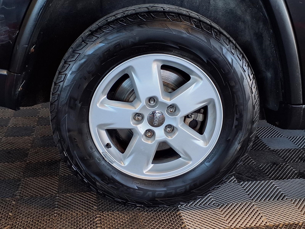 Jeep Grand Cherokee 4WD 4dr Laredo 2013