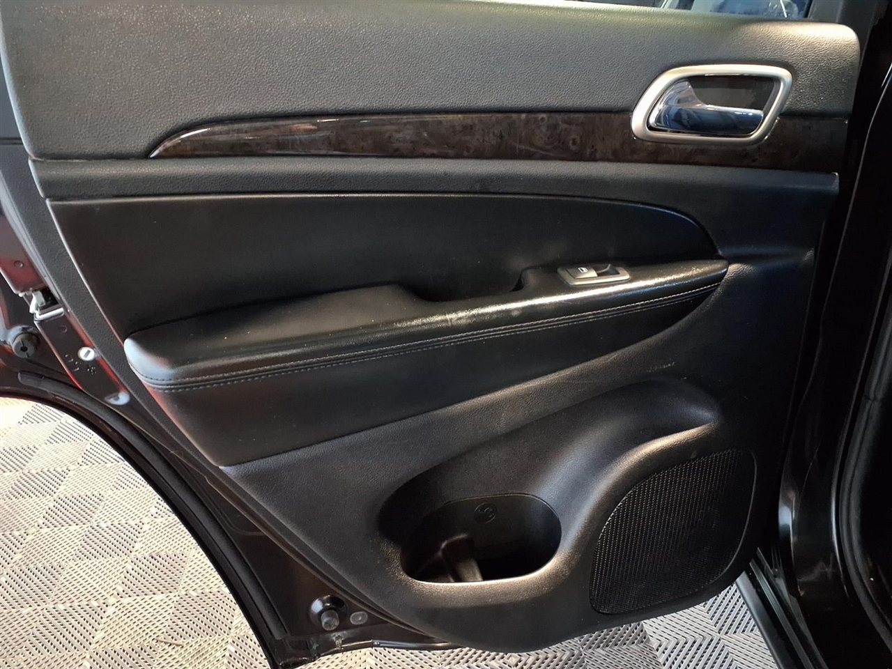 Jeep Grand Cherokee 4WD 4dr Laredo 2013