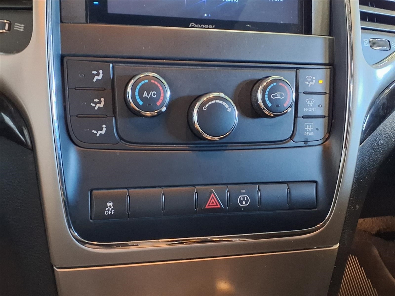 Jeep Grand Cherokee 4WD 4dr Laredo 2013