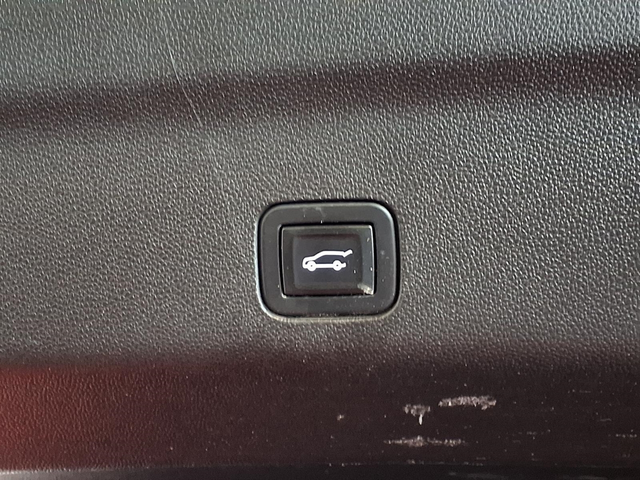 Chevrolet Tahoe 4WD 4dr LT 2021