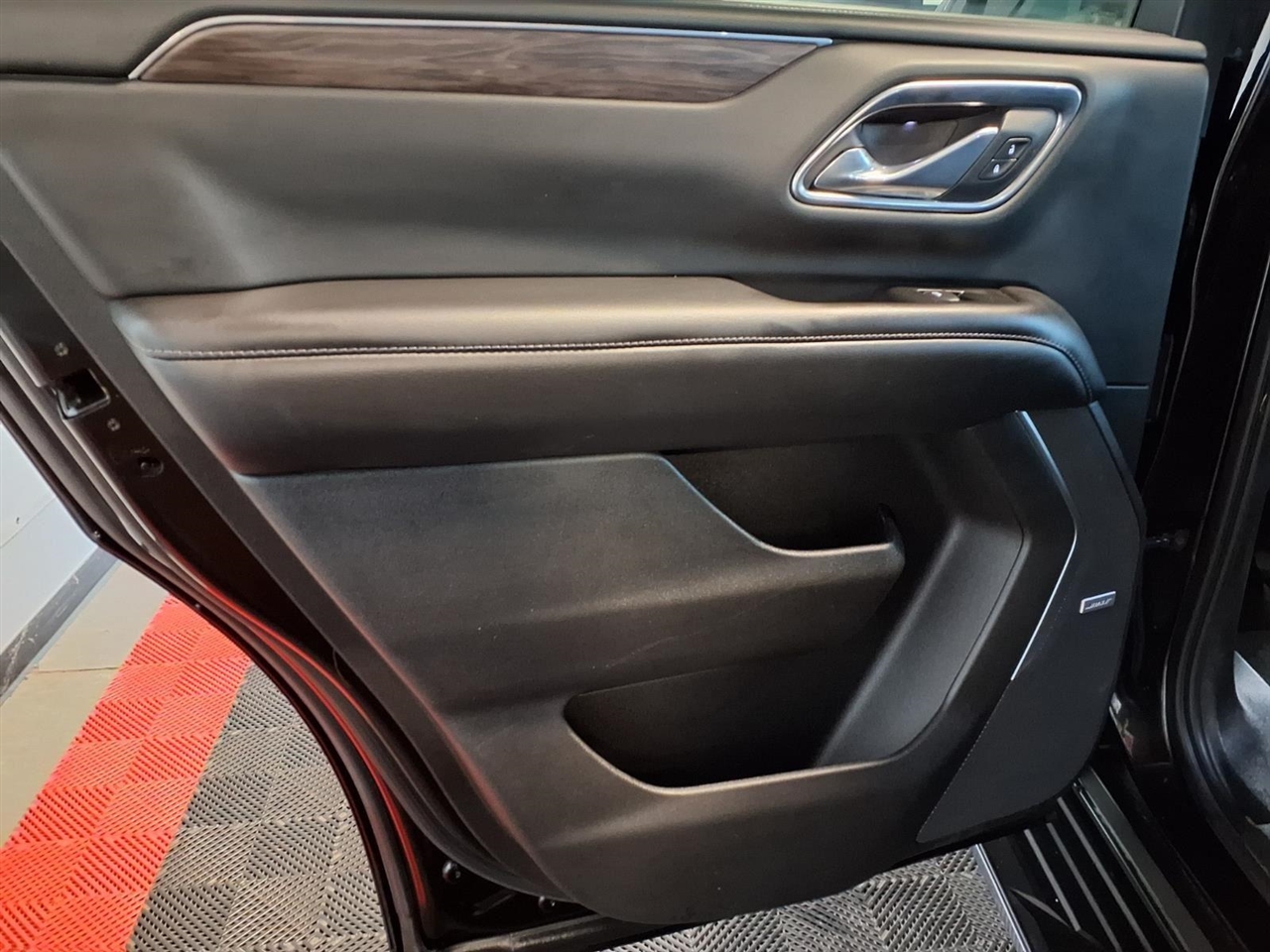 Chevrolet Tahoe 4WD 4dr LT 2021