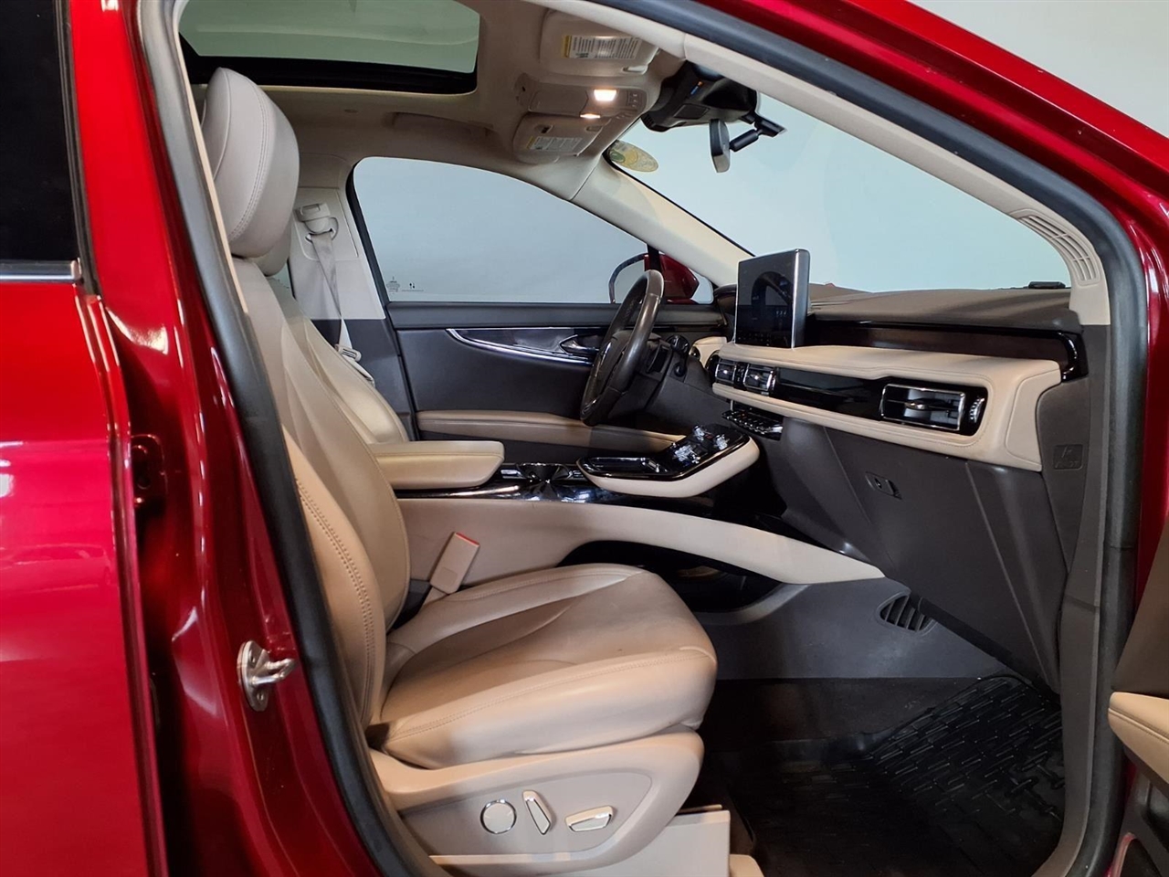 Lincoln Nautilus Reserve AWD 2021