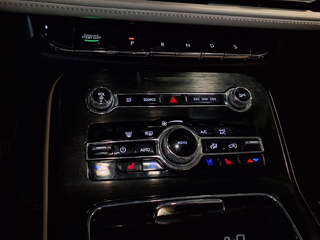 Lincoln Nautilus Reserve AWD 2021