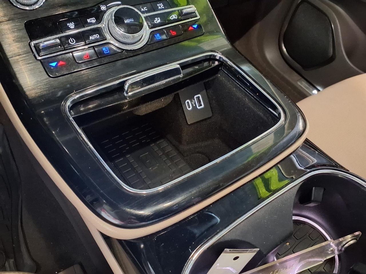 Lincoln Nautilus Reserve AWD 2021