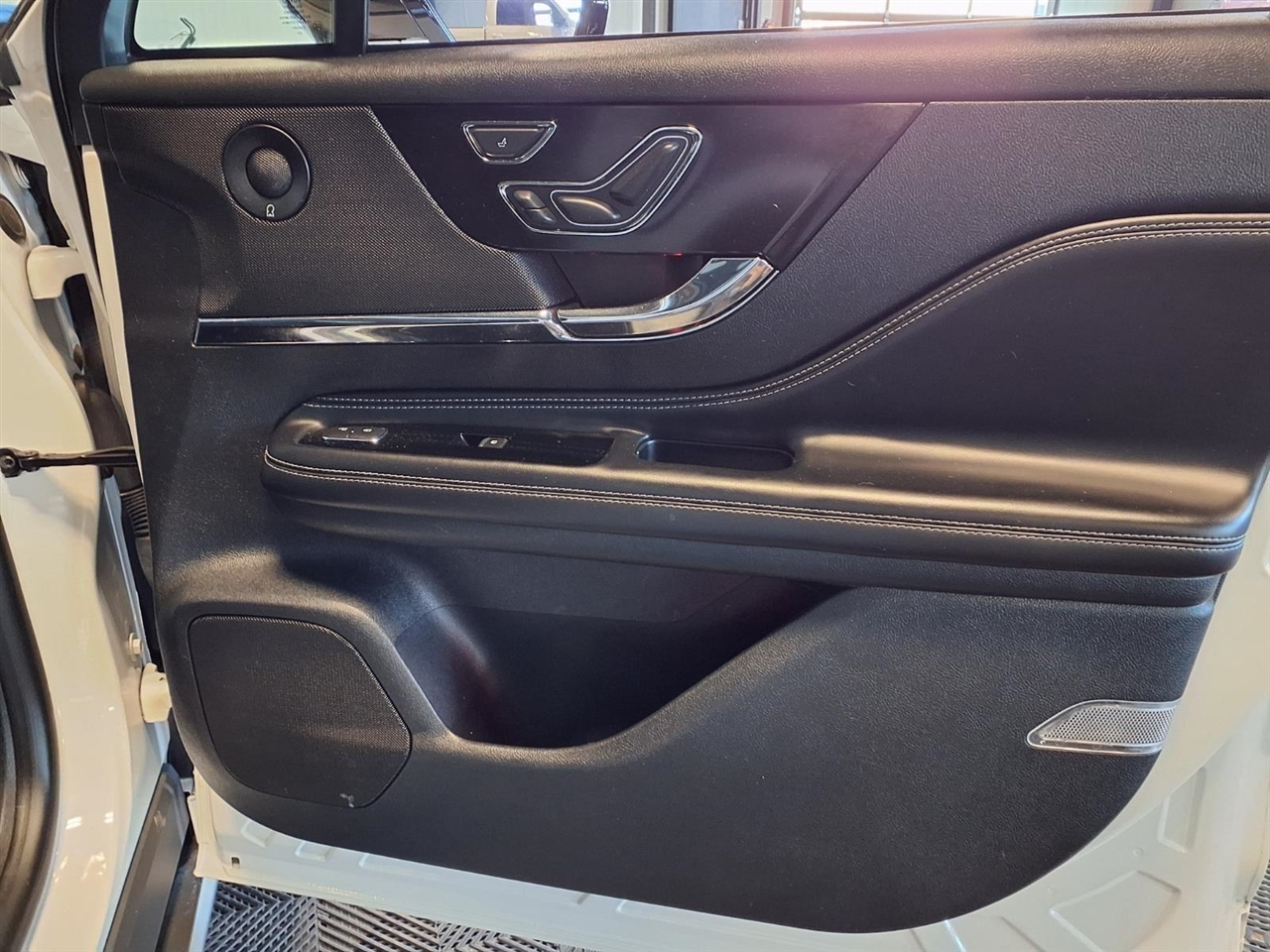 Lincoln Corsair Reserve AWD 2021