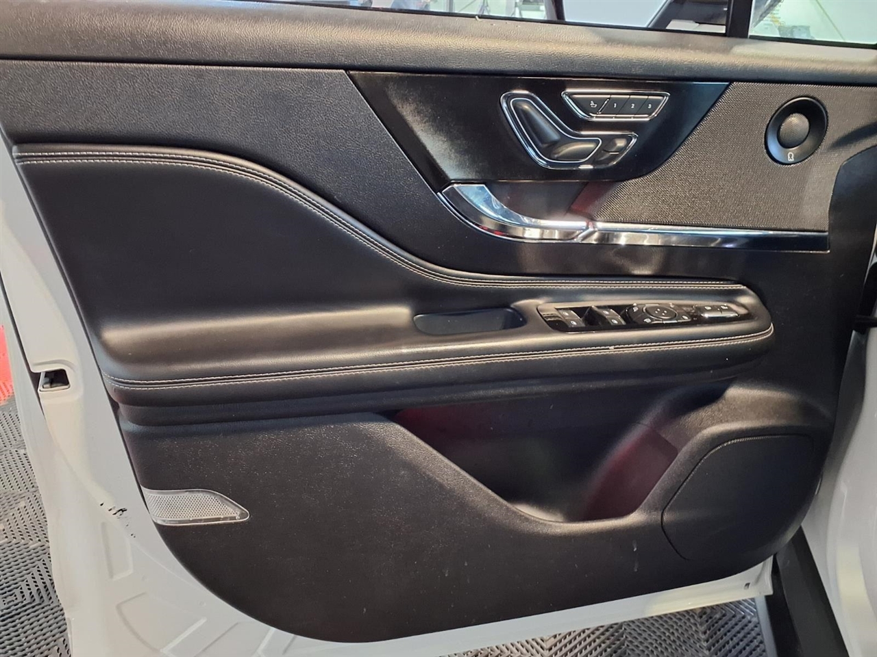 Lincoln Corsair Reserve AWD 2021