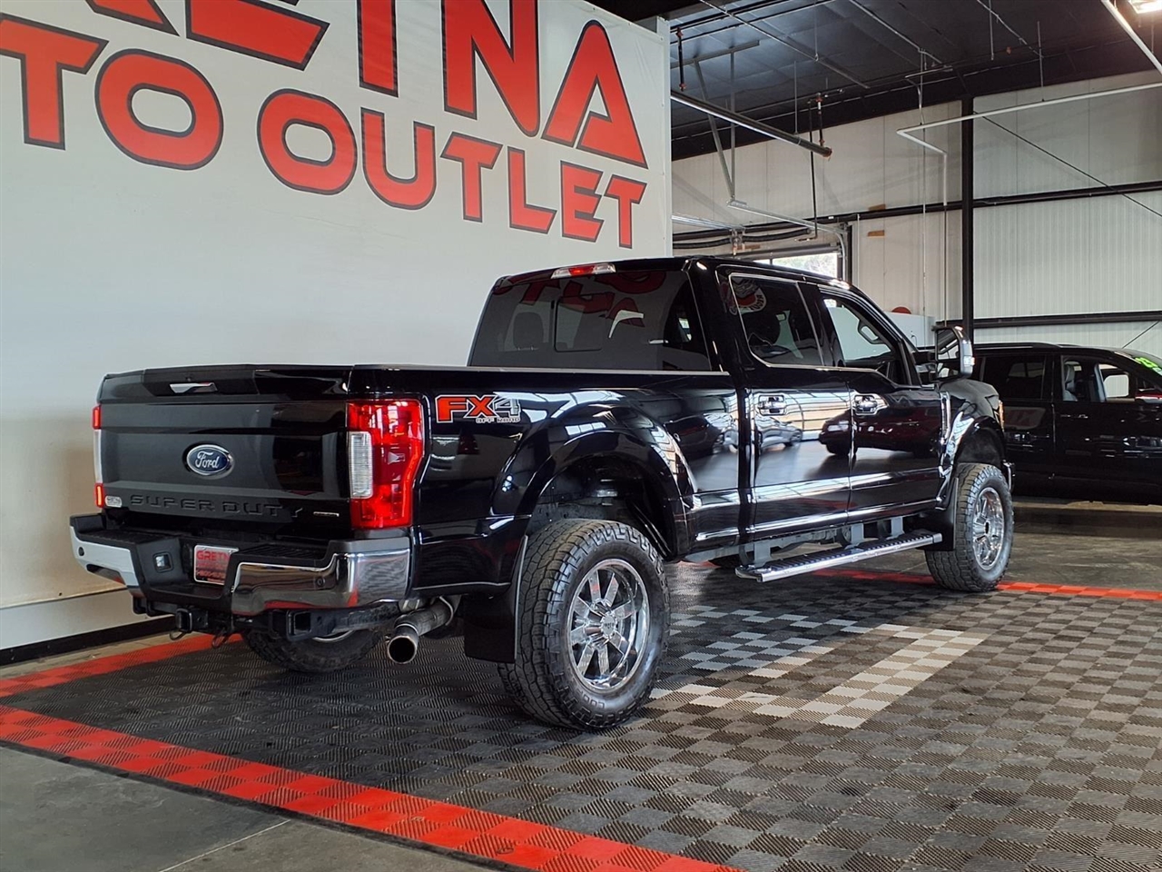 Ford Super Duty F-250 SRW King Ranch 4WD Crew Cab 8' Box 2017