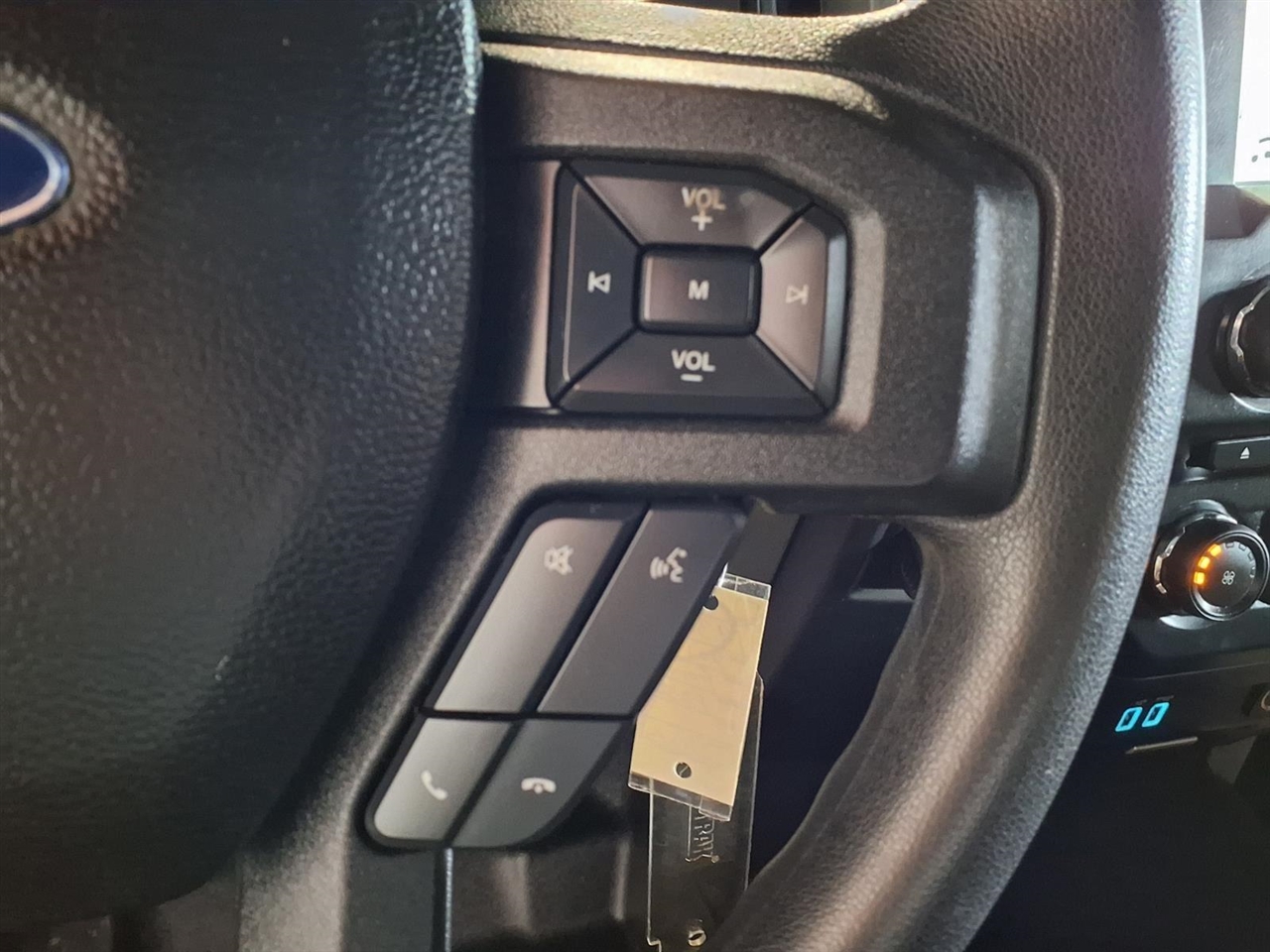 Ford Super Duty F-250 SRW King Ranch 4WD Crew Cab 8' Box 2017