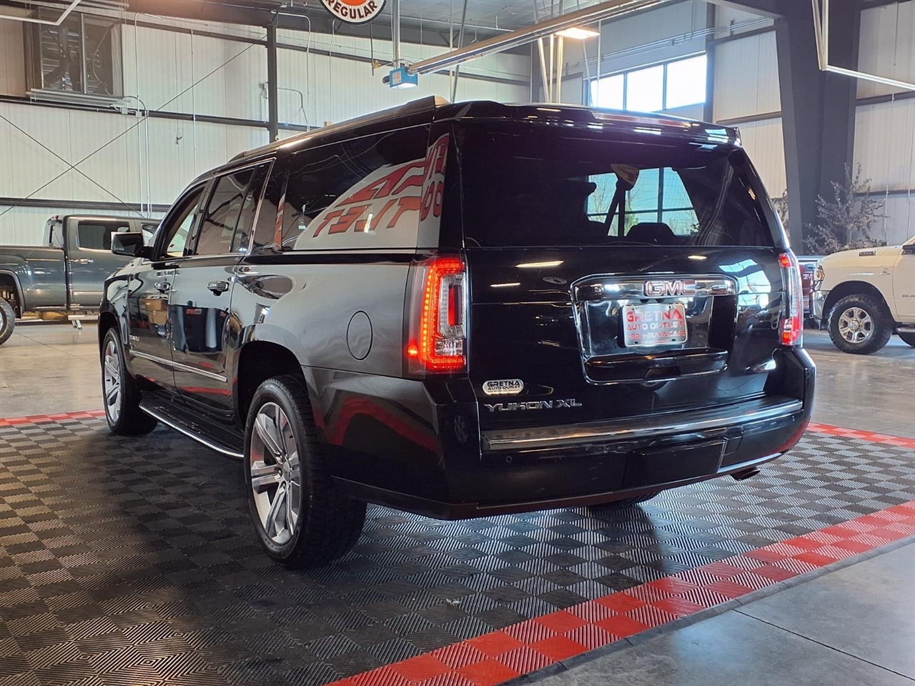 GMC Yukon XL 4WD 4dr Denali 2018