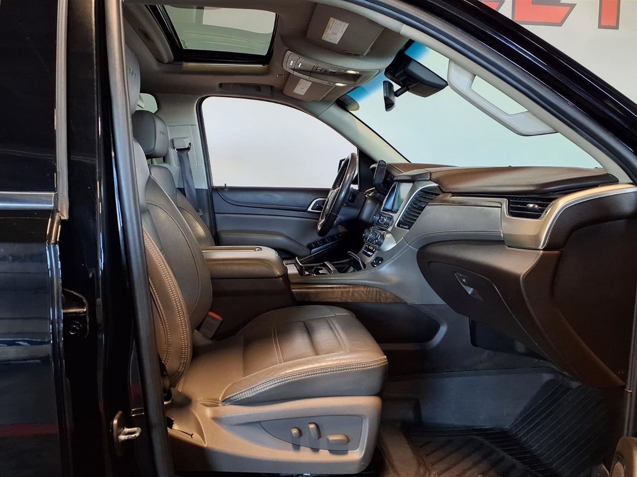 GMC Yukon XL 4WD 4dr Denali 2018