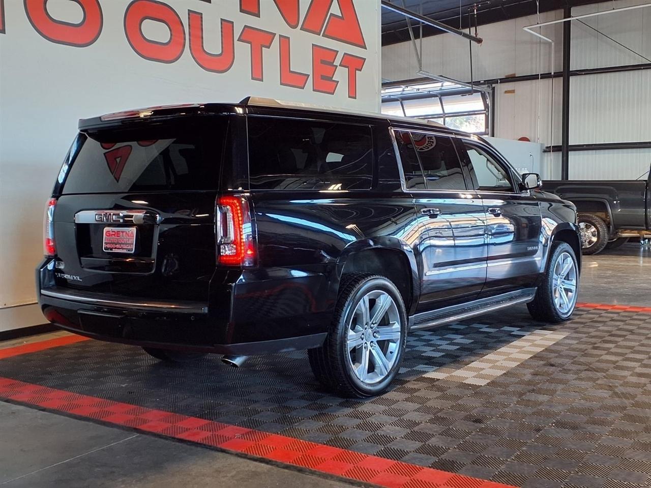 GMC Yukon XL 4WD 4dr Denali 2018