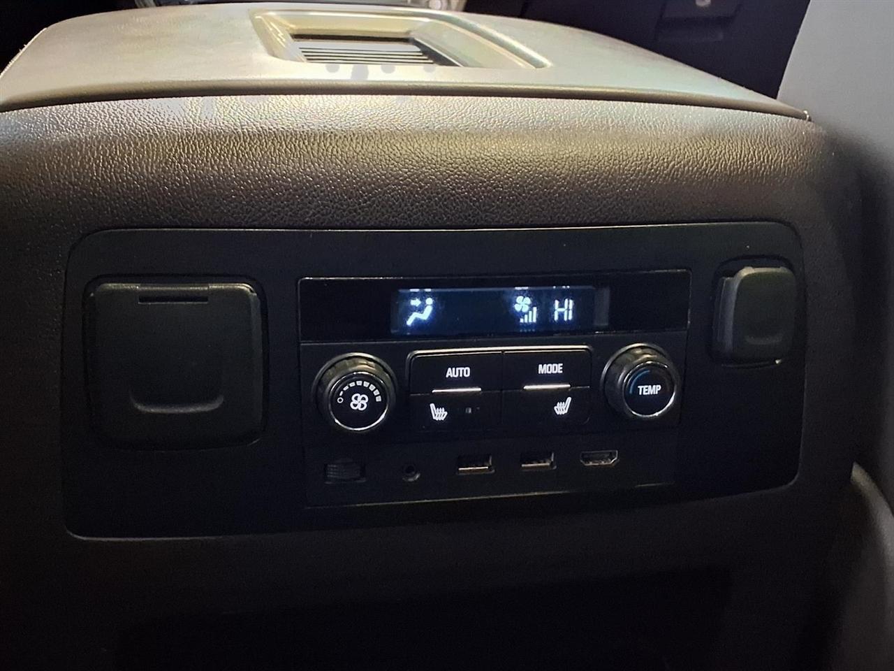 GMC Yukon XL 4WD 4dr Denali 2018