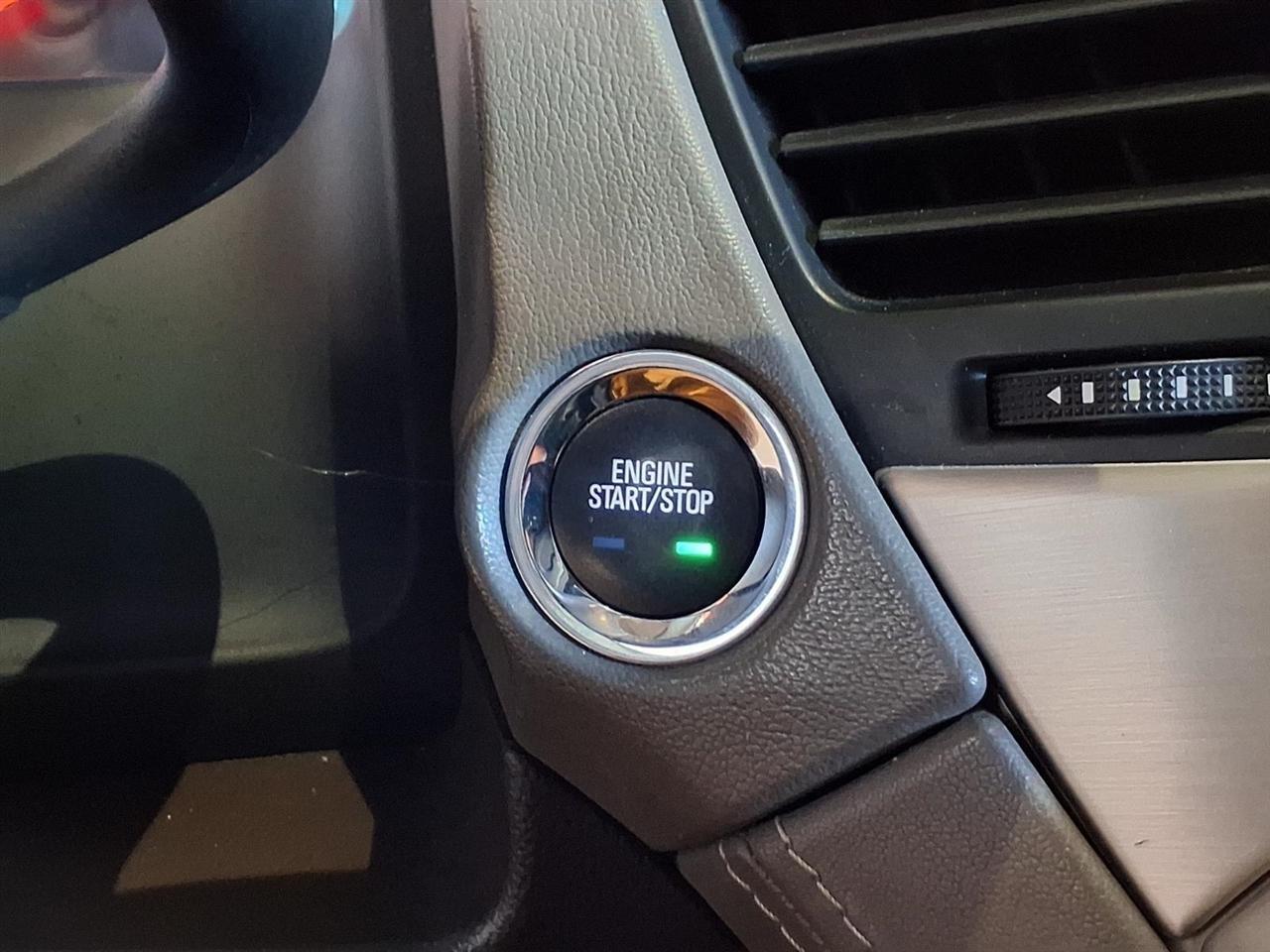 GMC Yukon XL 4WD 4dr Denali 2018