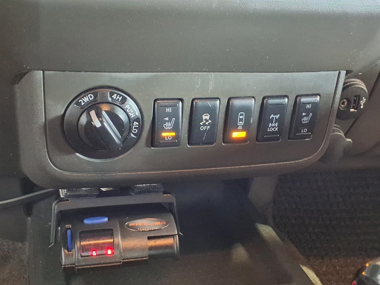 Nissan Frontier Crew Cab 4x4 PRO-4X Auto 2017